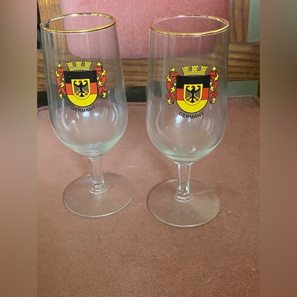 Germany beer or wine glasses 7”